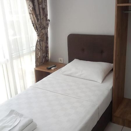 Yesilyurt Otel อันตัลยา ภายนอก รูปภาพ