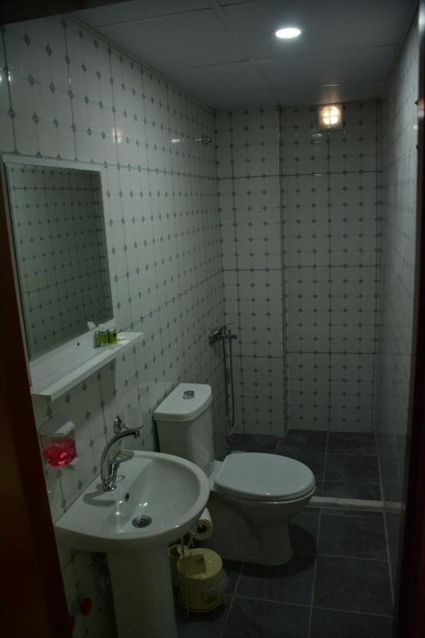 Yesilyurt Otel อันตัลยา ภายนอก รูปภาพ
